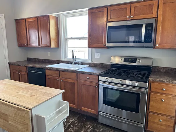 $224,900 | 712 North Roosevelt Avenue, Bloomington, IL 61701