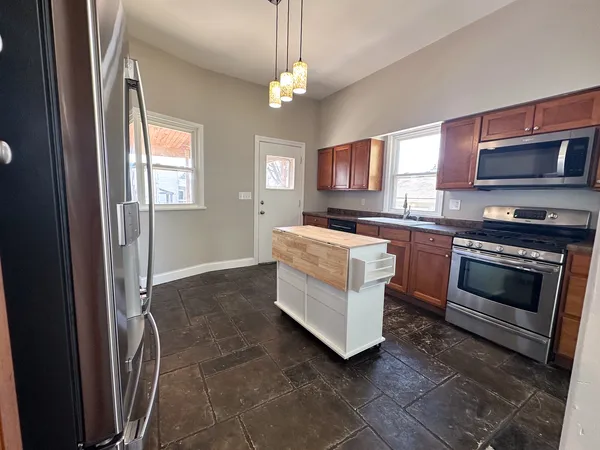 $224,900 | 712 North Roosevelt Avenue, Bloomington, IL 61701