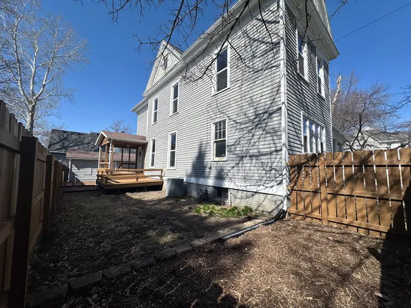 $224,900 | 712 North Roosevelt Avenue, Bloomington, IL 61701