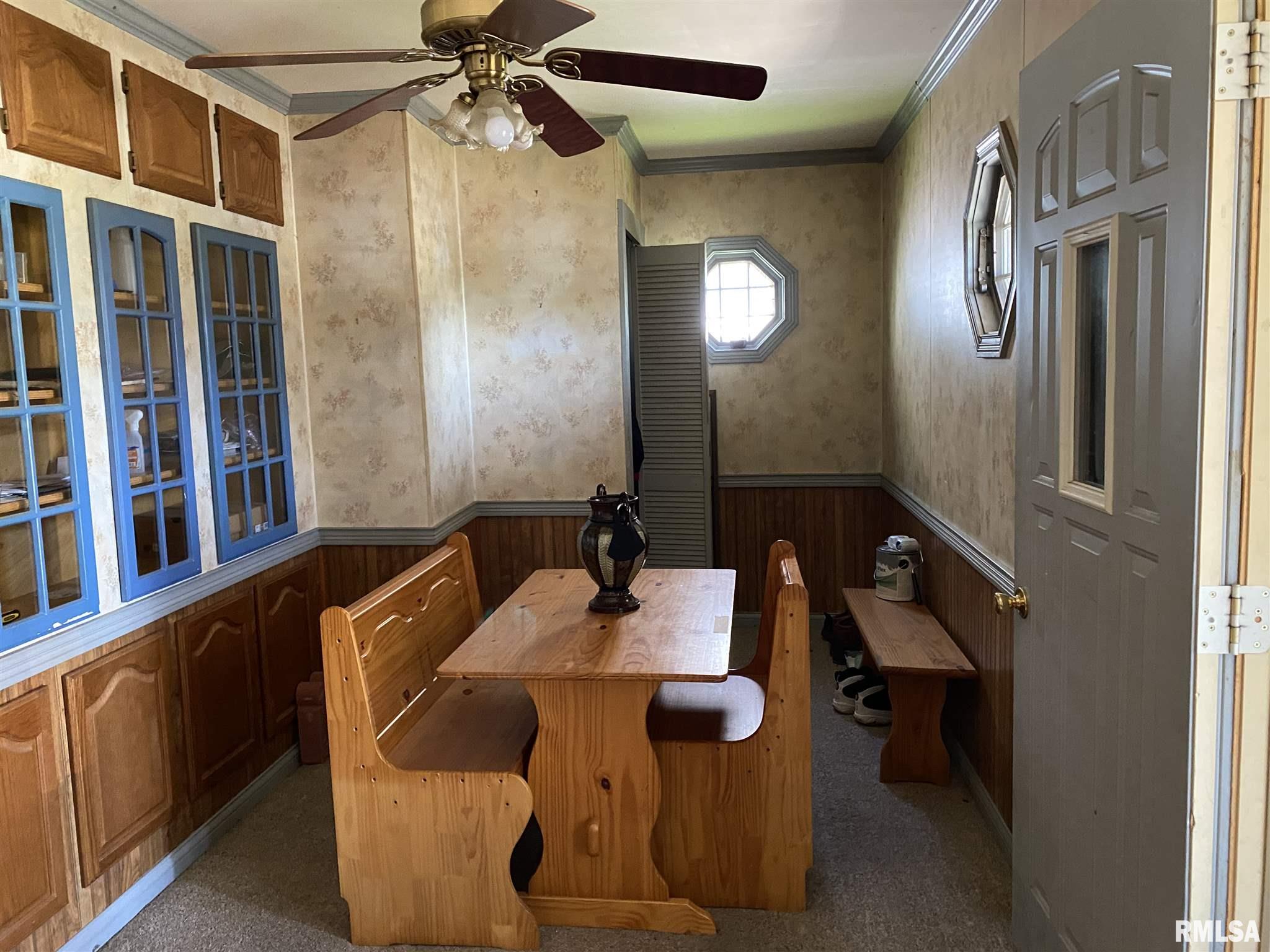 1027 North 15th Street Springfield, IL 62702 - Photo 4 of 16