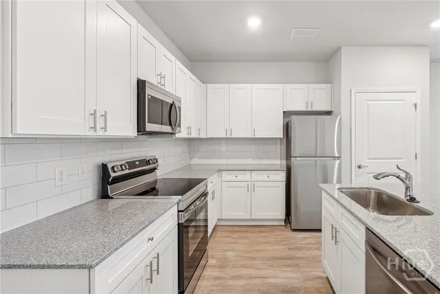 $2,074 | 201 Powers Pass, Unit MYRTLE, Bloomingdale, GA 31302