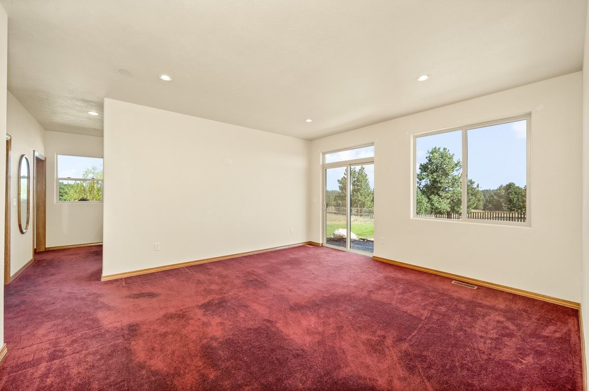 27509 North Monroe Road Deer Park, WA 99006 - Photo 16 of 50 Gallery Image 16