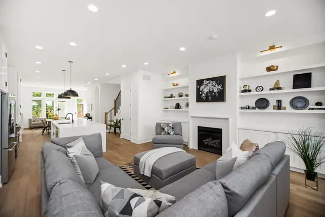 $1,299,999 | 3430 West Lyndale Street, Chicago, IL 60647