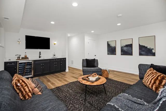 $1,299,999 | 3430 West Lyndale Street, Chicago, IL 60647