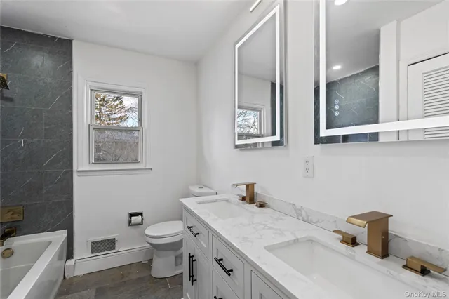 $699,000 | 10 30th Street, Wyandanch, NY 11798