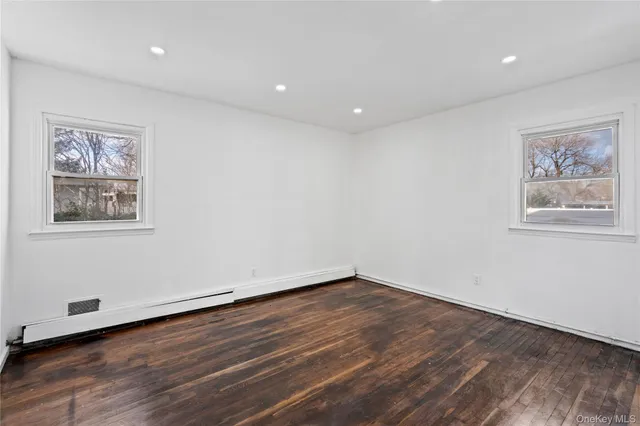 $699,000 | 10 30th Street, Wyandanch, NY 11798