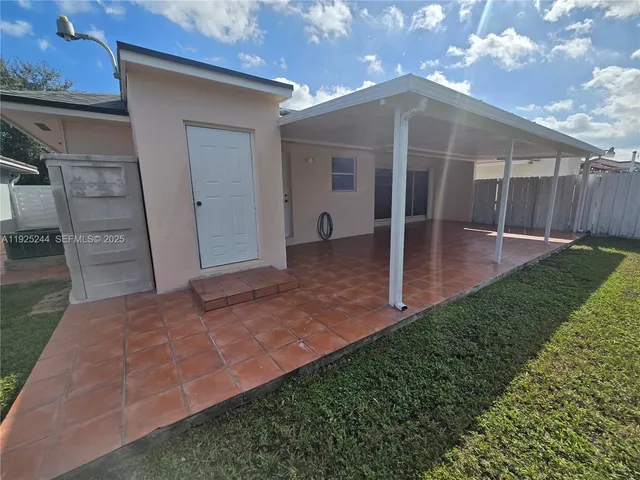 $3,500 | 894 Northwest 134th Place, Unit 894, Miami, FL 33182