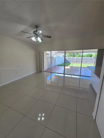 $3,500 | 894 Northwest 134th Place, Unit 894, Miami, FL 33182
