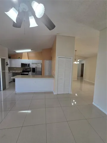 $3,500 | 894 Northwest 134th Place, Unit 894, Miami, FL 33182