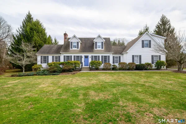 $799,000 | 1 Whipstick Road, New Fairfield, CT 06812