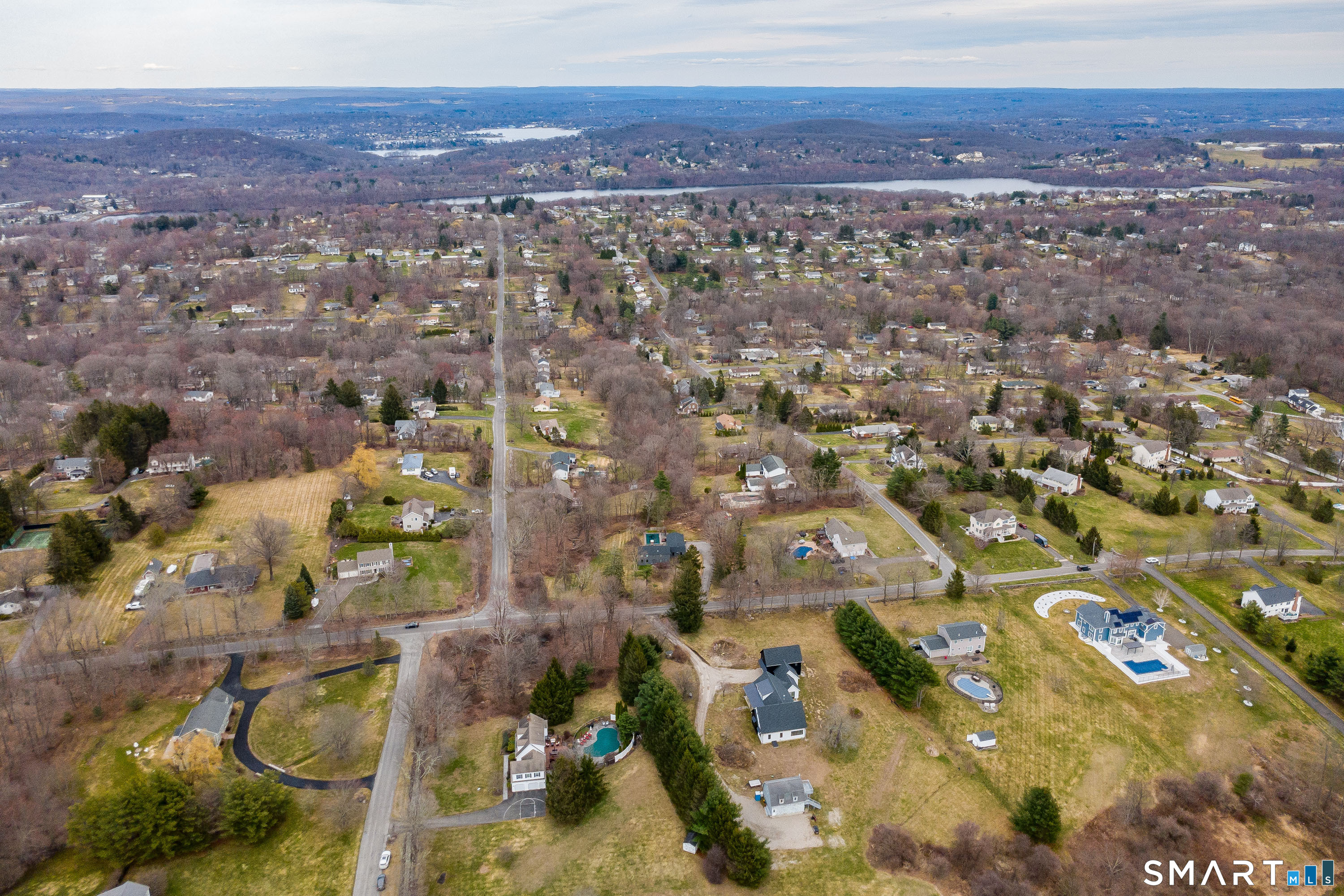 1 Whipstick Road New Fairfield, CT 06812 - Photo 38 of 40