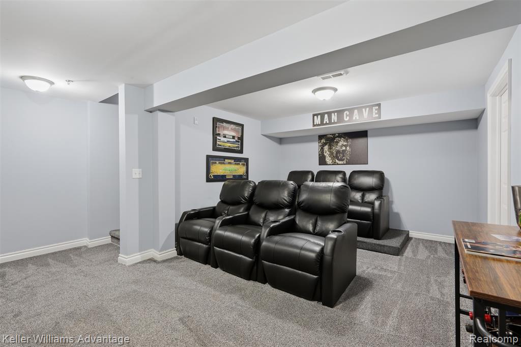 45658 South Stonewood Road Canton, MI 48187 - Photo 25 of 41