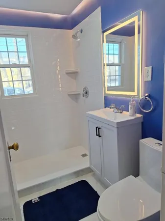 $1,900 | 251 Elmwood Avenue, Unit 1, Maplewood, NJ 07040