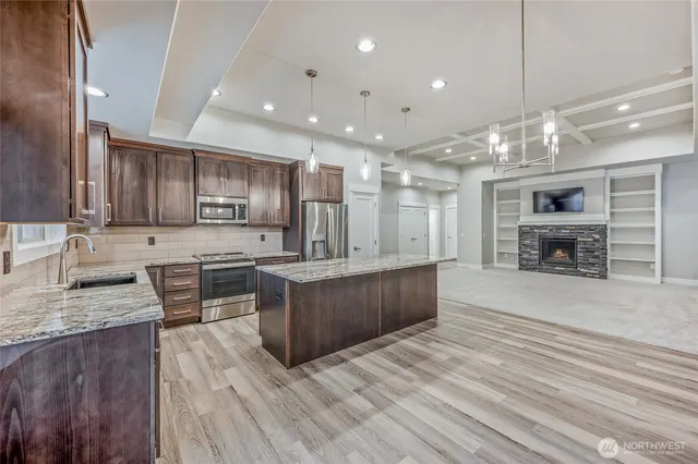 $780,000 | 1018 Warm Springs Drive, Wenatchee, WA 98801