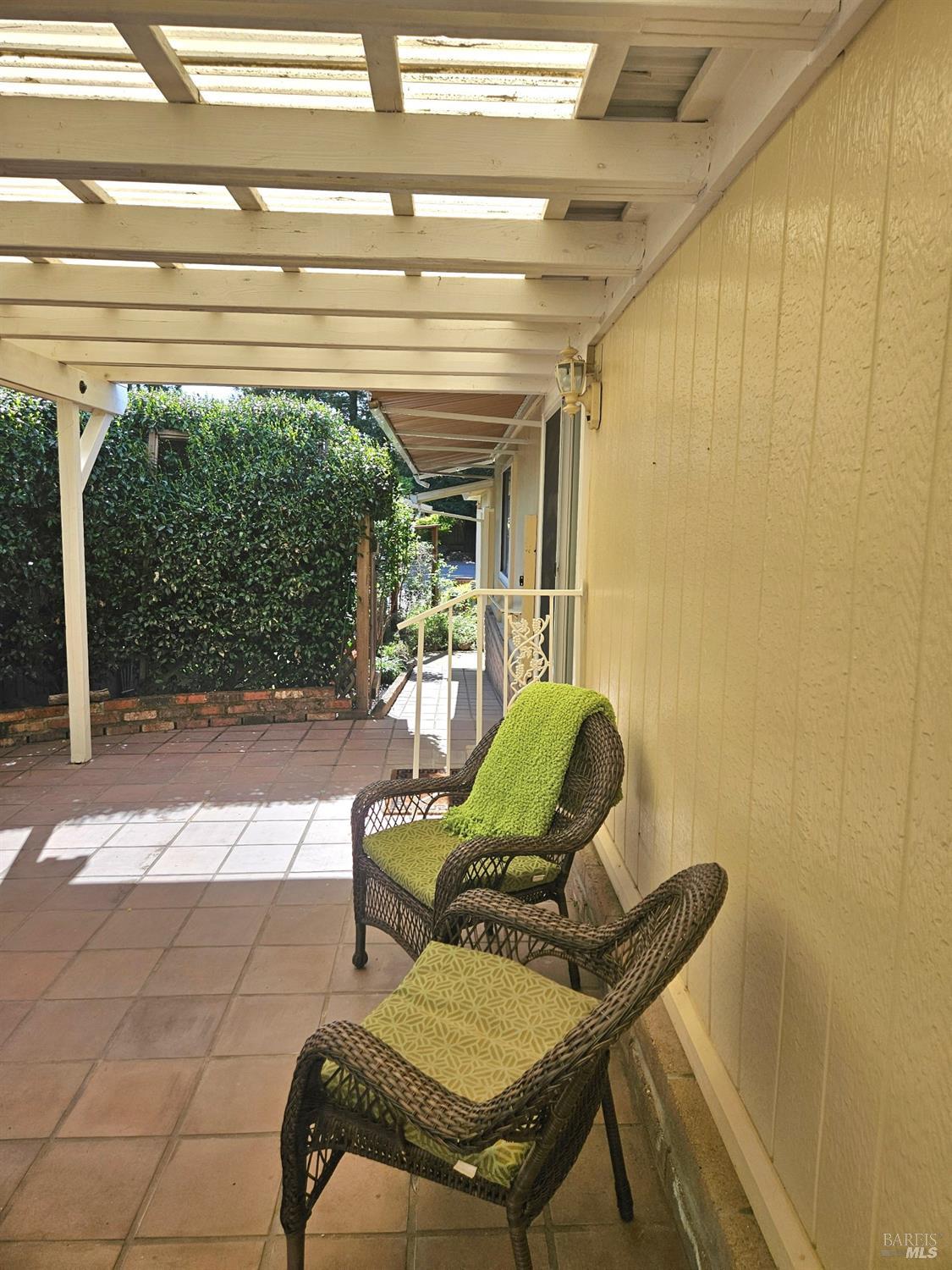 2 San Ardo Court St. Helena, CA 94574 - Photo 26 of 45 a room with chairs