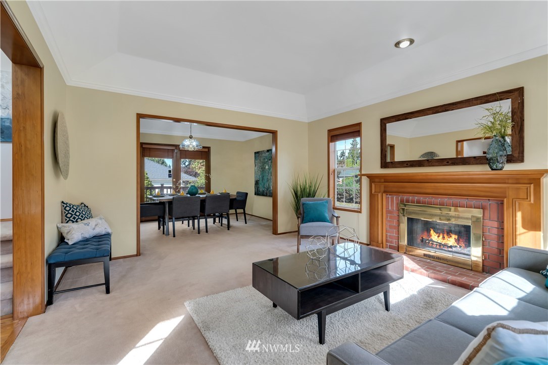 18510 28th Avenue Southeast Bothell, WA 98012 - Photo 5 of 25 Gallery Image 5