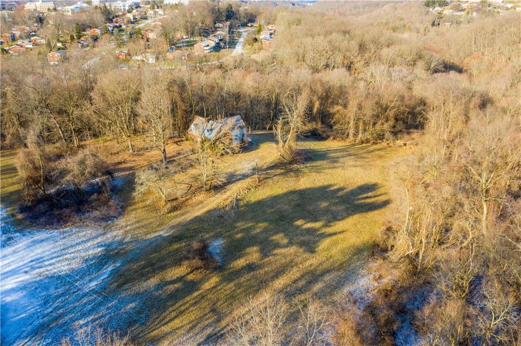489 Sharon Road Coraopolis, PA 15108 - Photo 14 of 17 Gallery Image 14