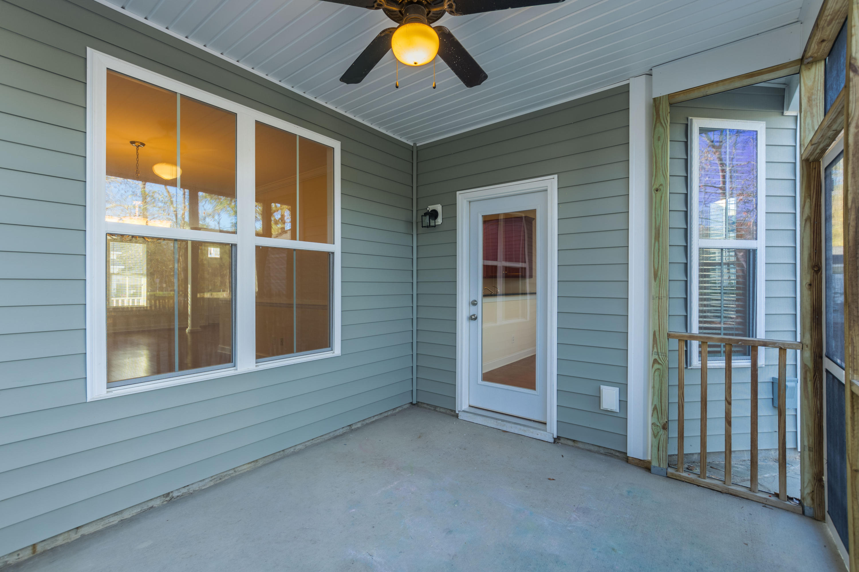 1740 Bee Balm Road Johns Island, SC 29455 - Photo 29 of 35 Screened-in Porch
