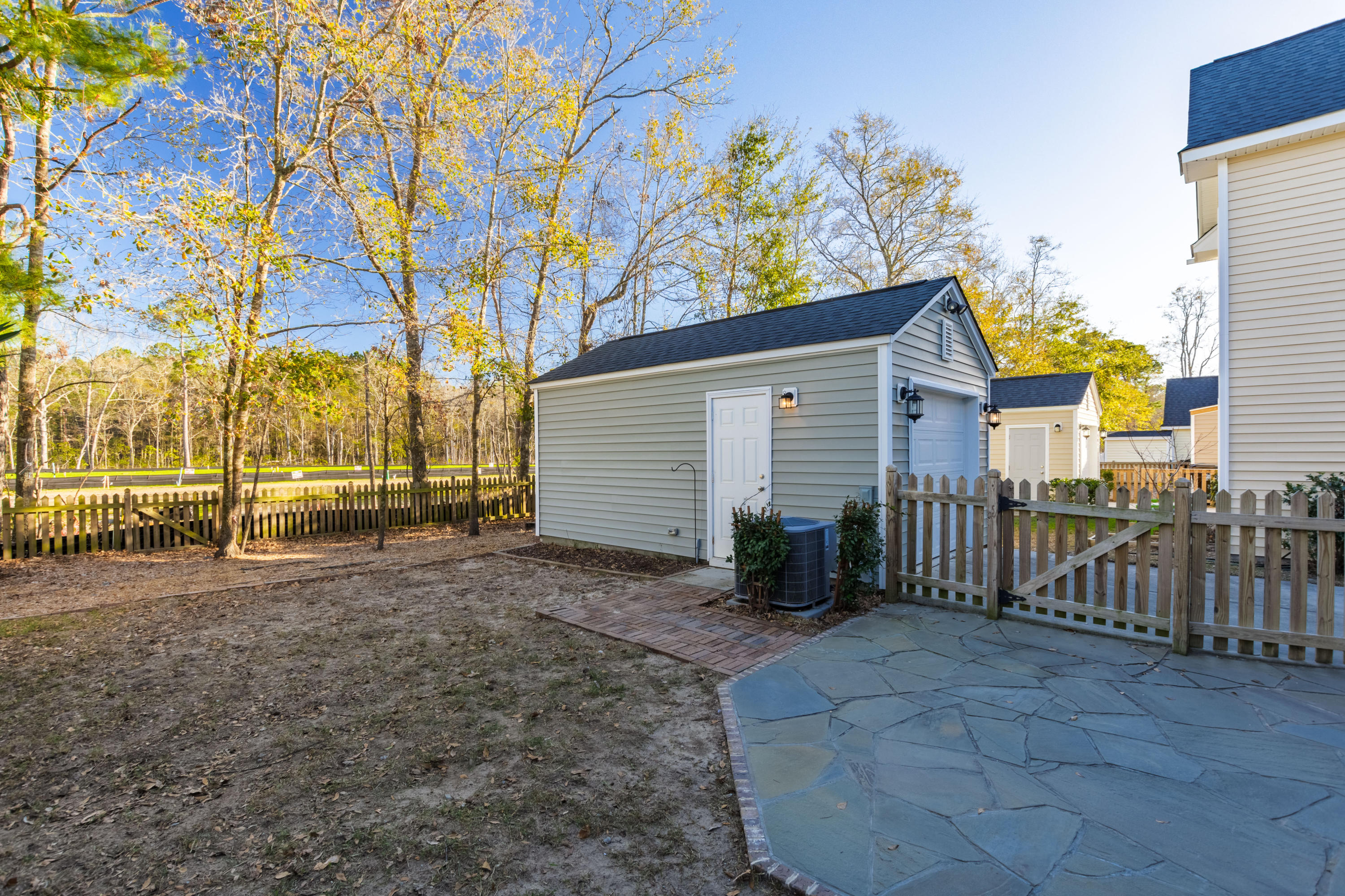 1740 Bee Balm Road Johns Island, SC 29455 - Photo 9 of 35 Backyard