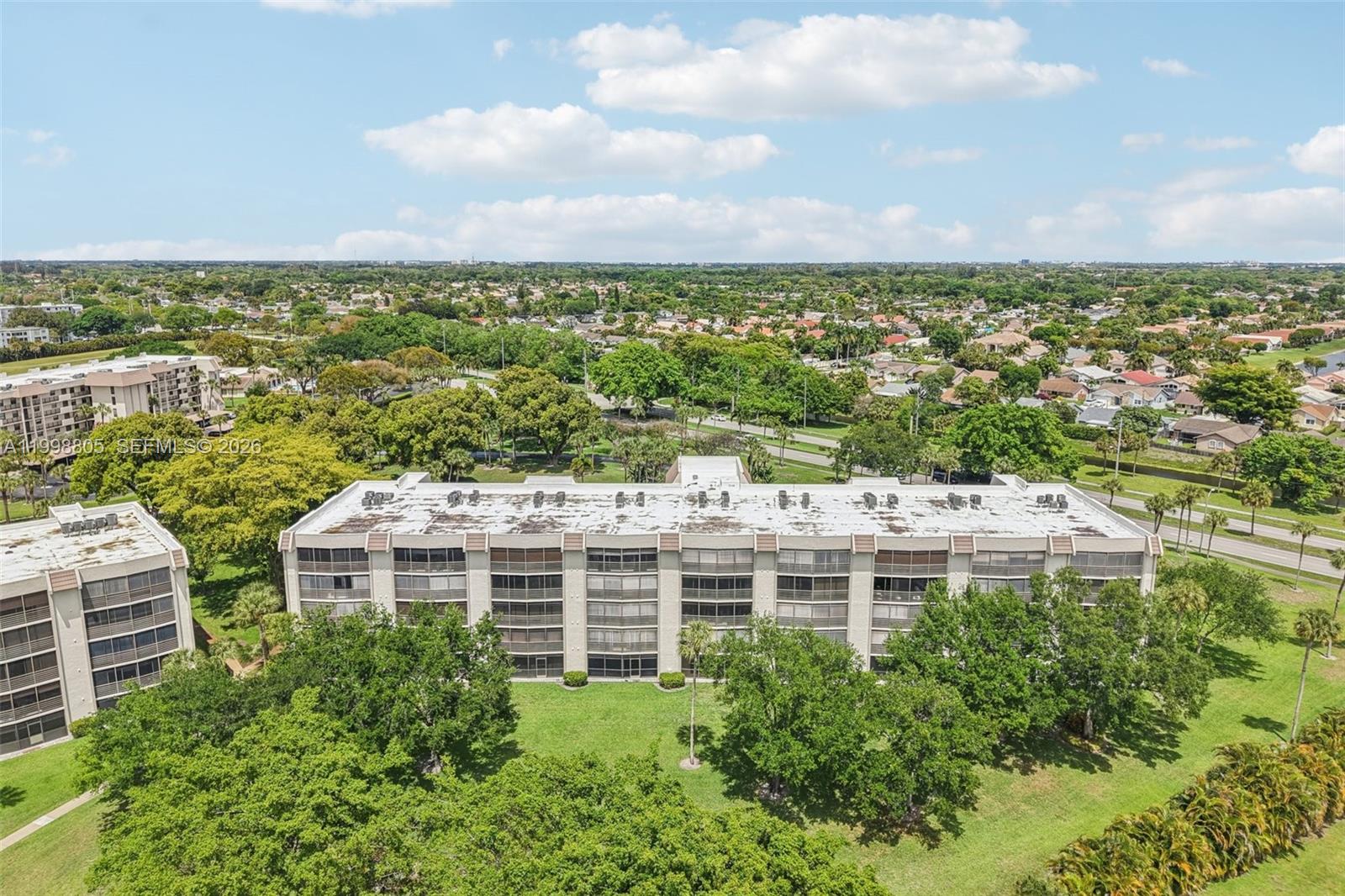 9170 Southwest 14th Street, Unit 4508 Boca Raton, FL 33428 - Photo 44 of 48 an aerial view of multiple house