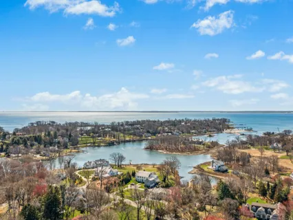 $1,795,000 | 13 Pasture Lane, Darien, CT 06820