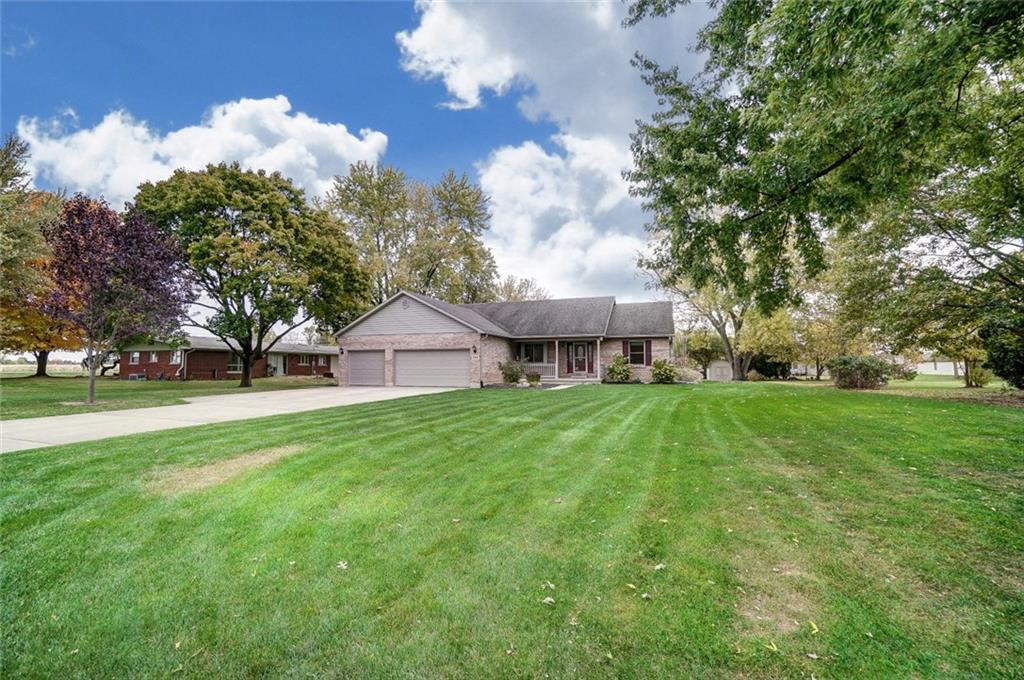 705 Westwood Road Troy, OH 45373 - Photo 3 of 56