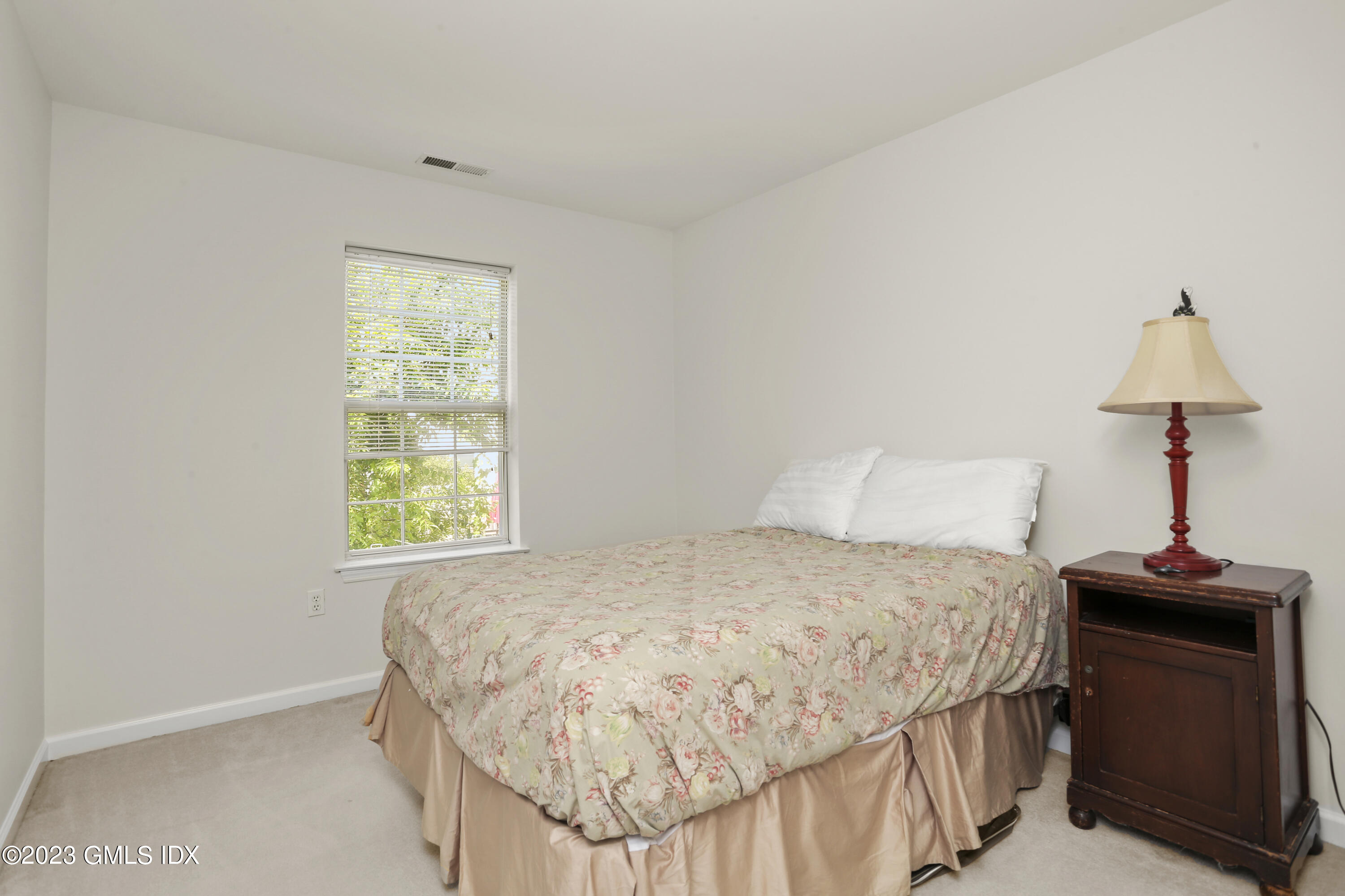 1 Shore Road, Unit 8 Stamford, CT 06902 - Photo 12 of 20 Bedroom