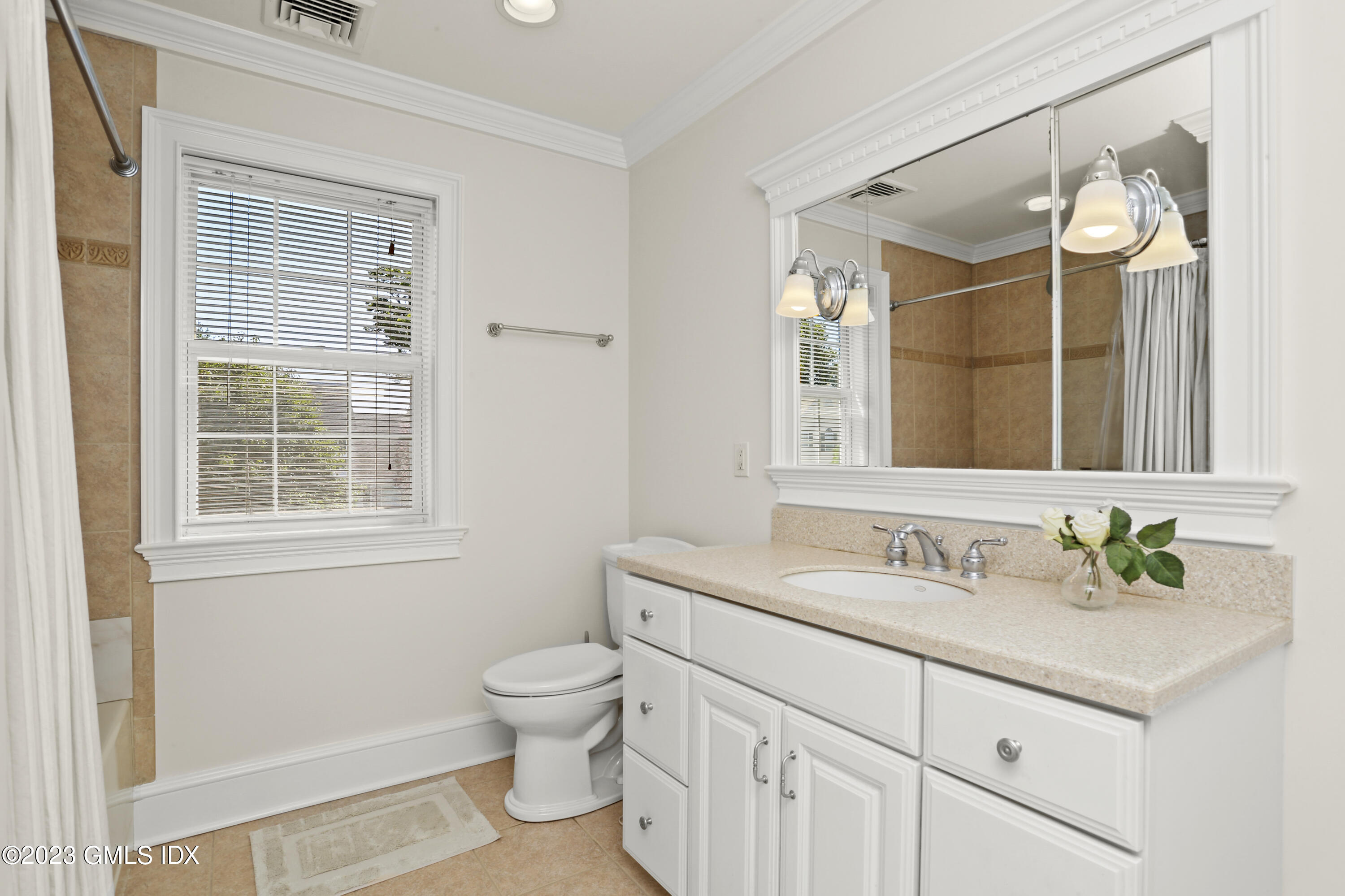 1 Shore Road, Unit 8 Stamford, CT 06902 - Photo 15 of 20 Bathroom