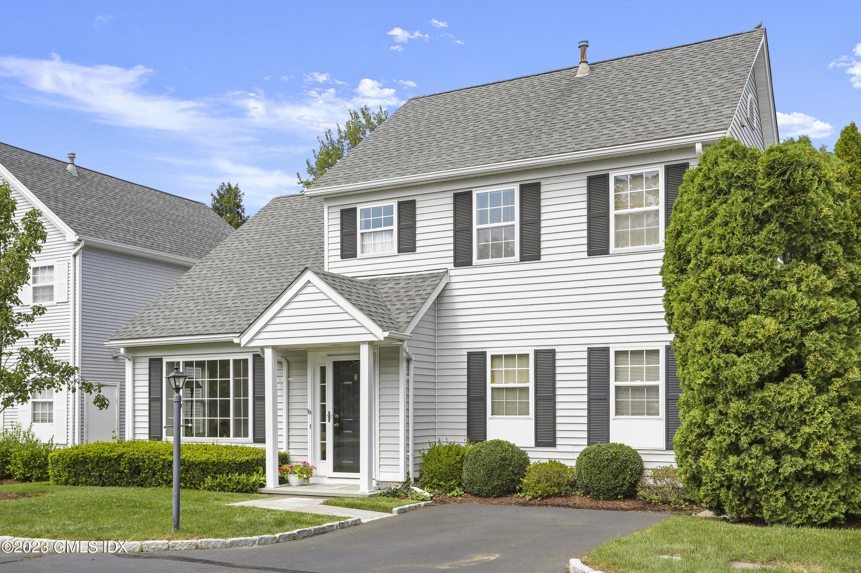 1 Shore Road, Unit 8 Stamford, CT 06902 - Photo 2 of 20 Front View