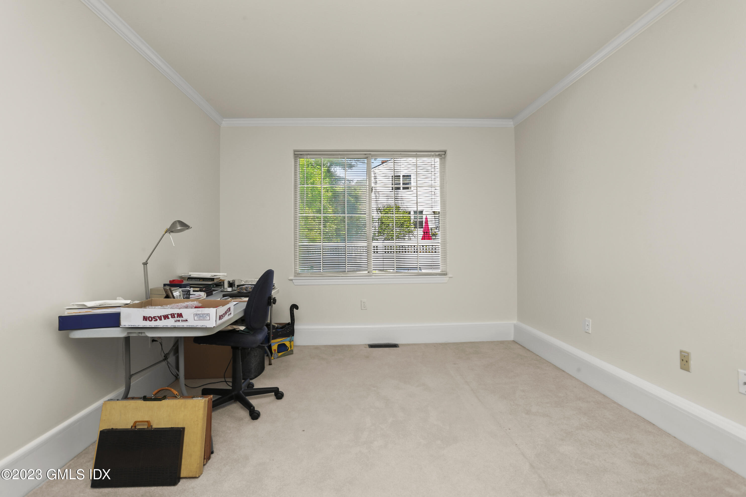 1 Shore Road, Unit 8 Stamford, CT 06902 - Photo 7 of 20 Office/Family Room