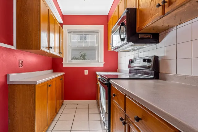 $589,900 | 269 Orange Street, Manchester, NH 03104