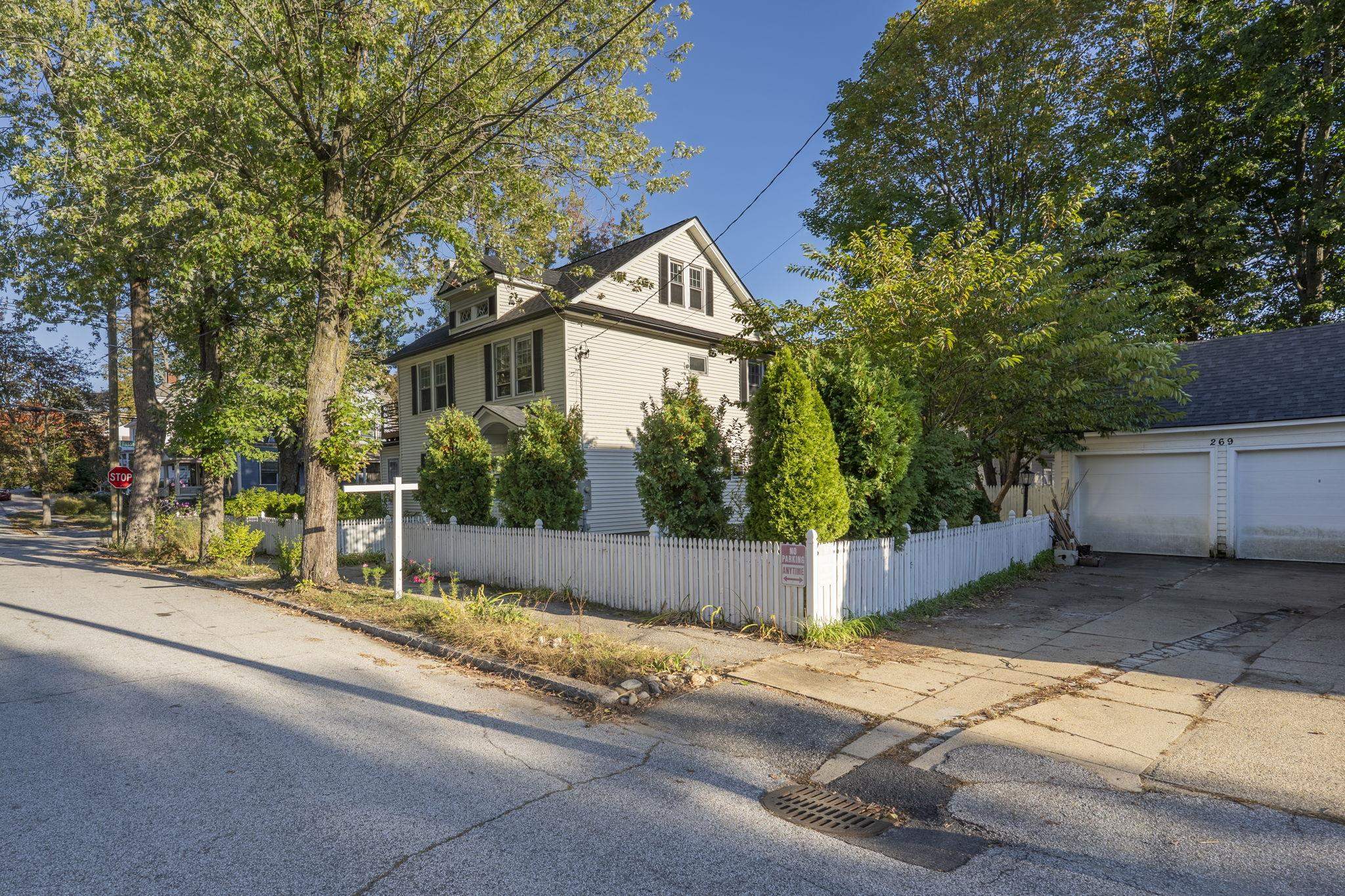 269 Orange Street Manchester, NH 03104 - Photo 2 of 46