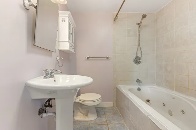 $589,900 | 269 Orange Street, Manchester, NH 03104