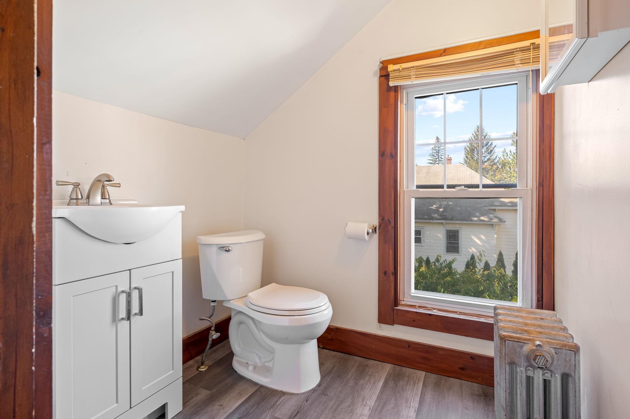 269 Orange Street Manchester, NH 03104 - Photo 34 of 46