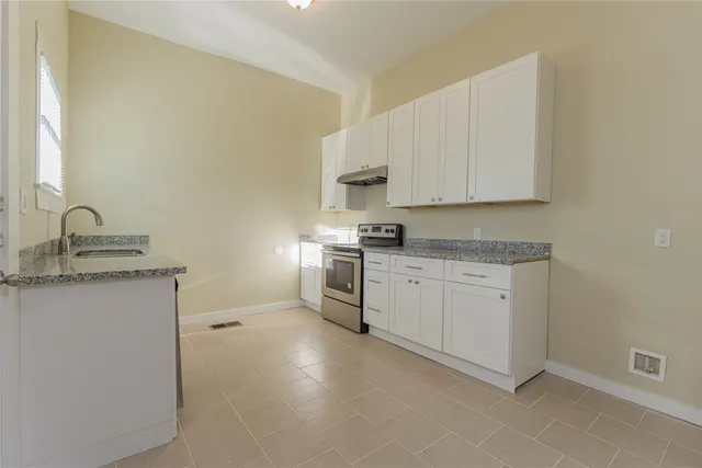 $1,297 | 1219 33rd Street, Unit 1, Galveston, TX 77550