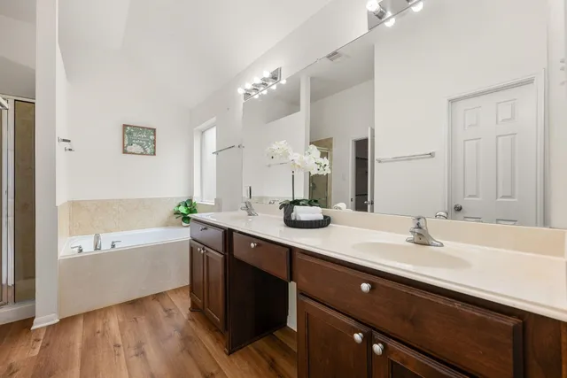 $2,200 | 2008 Golden Creek Lane, Richmond, TX 77469