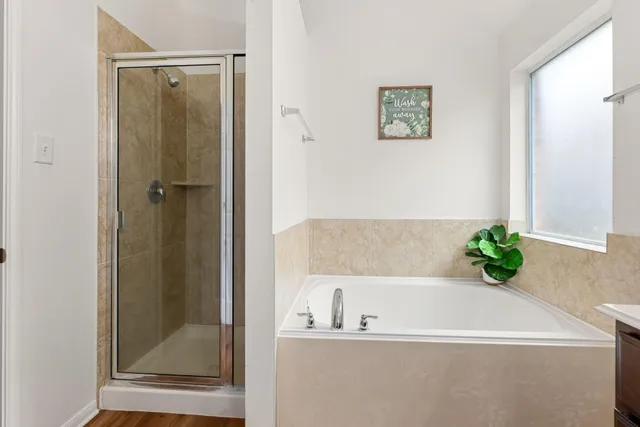 $2,200 | 2008 Golden Creek Lane, Richmond, TX 77469