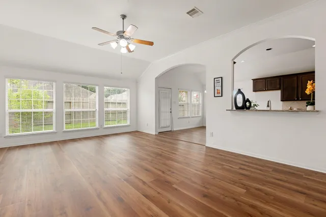 $2,200 | 2008 Golden Creek Lane, Richmond, TX 77469