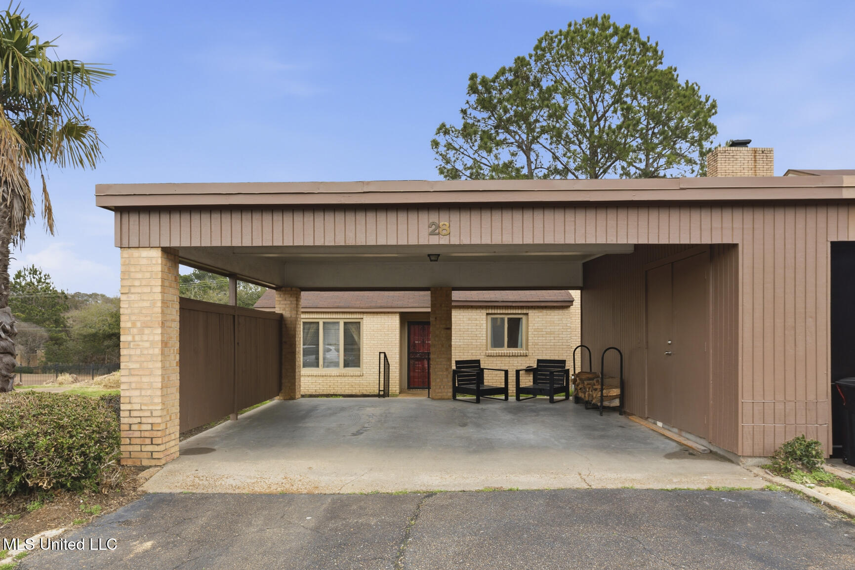 28 Park Crest Place Jackson, MS 39211 - Photo 1 of 20 28 Park Crest-1