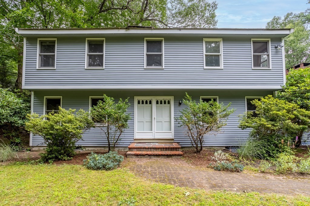 236 Newtown Road Acton, MA 01720 - Photo 3 of 31 Gallery Image 3