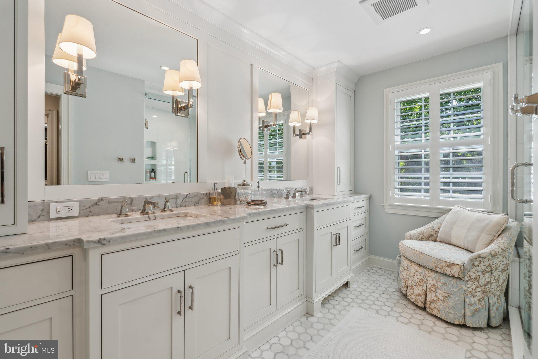 9100 Falls Road Potomac, MD 20854 - Photo 21 of 38