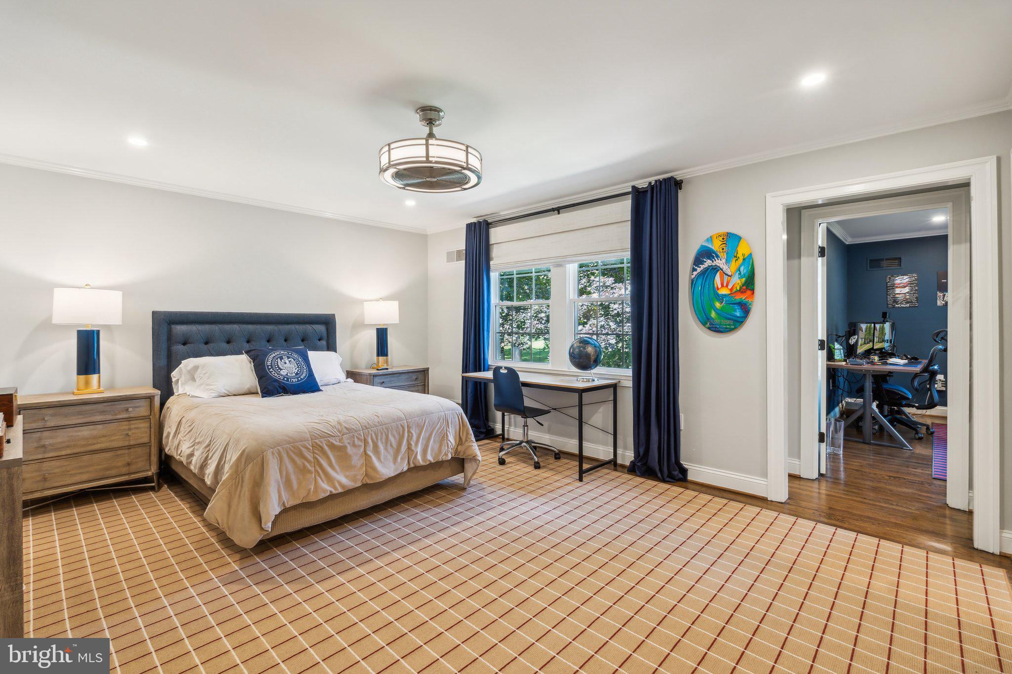 9100 Falls Road Potomac, MD 20854 - Photo 24 of 38