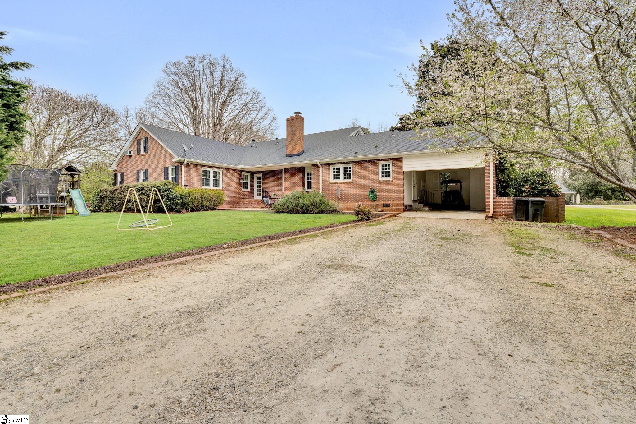 240 Nottingham Road Clinton, SC 29325 - Photo 29 of 35 Gallery Image 29