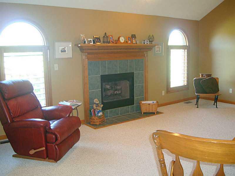 7651 Knapp Road Indianapolis, IN 46259 - Photo 11 of 24 Gallery Image 11