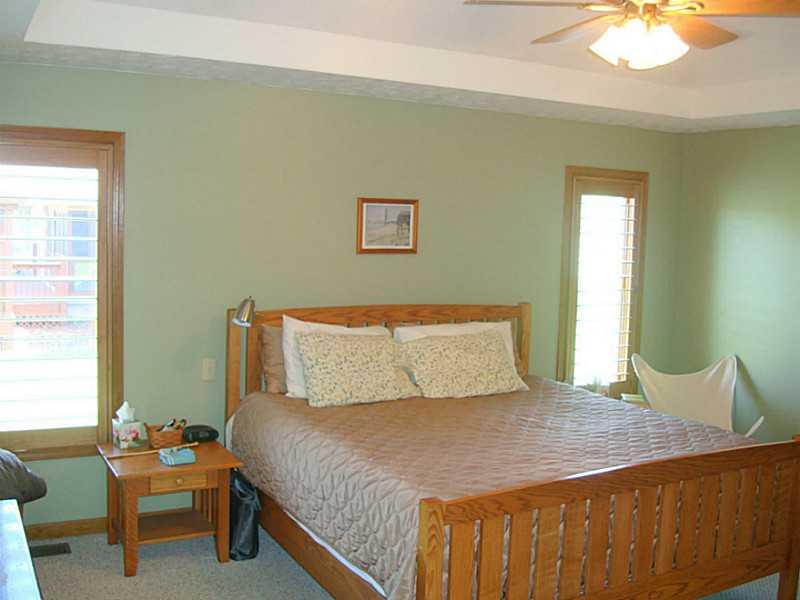 7651 Knapp Road Indianapolis, IN 46259 - Photo 15 of 24 Gallery Image 15