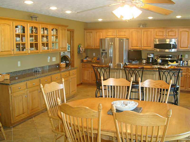 7651 Knapp Road Indianapolis, IN 46259 - Photo 3 of 24 Gallery Image 3