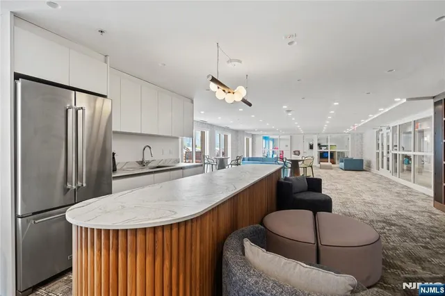 $849,000 | 20 Ave At Port Imperial, Unit 310, West New York, NJ 07093