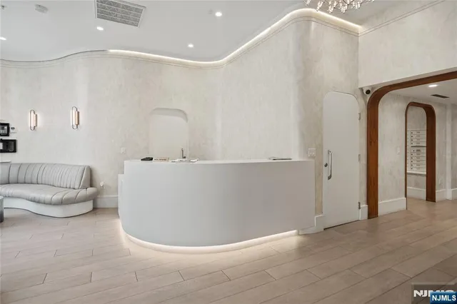 $849,000 | 20 Ave At Port Imperial, Unit 310, West New York, NJ 07093