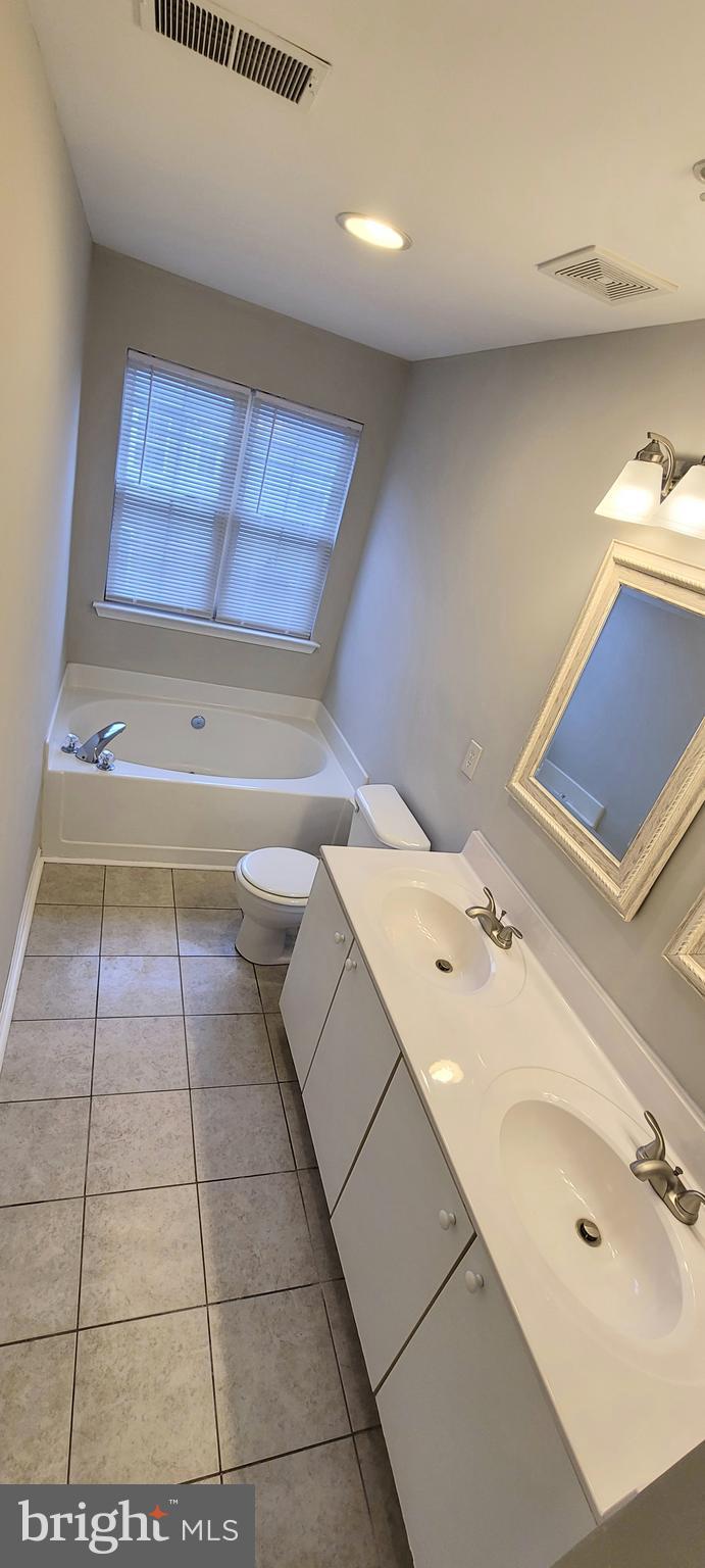 4106 Cutty Sark Road Middle River, MD 21220 - Photo 15 of 31