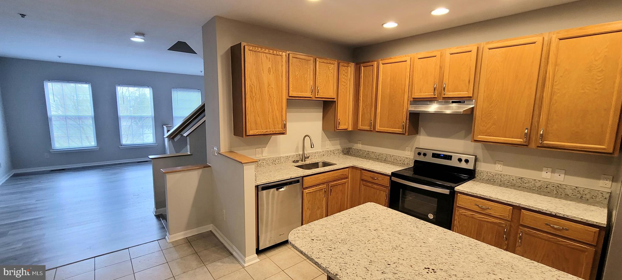 4106 Cutty Sark Road Middle River, MD 21220 - Photo 4 of 31